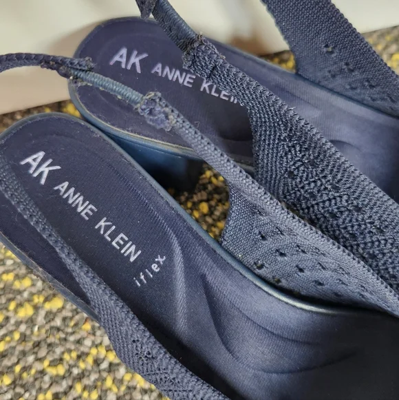 Anne Klein Navy Knit Slingback Heels Size 7 - Picture 3 of 14